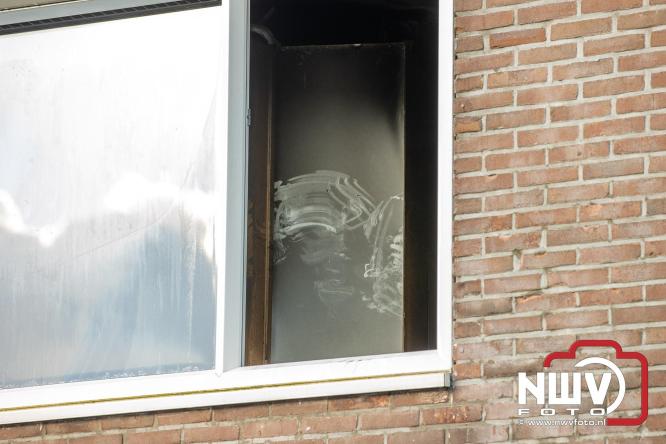 Brand in slaapkamer van woning aan de Passestraat snel geblust, oorzaak van de brand is onbekent. - &copy; NWVFoto.nl